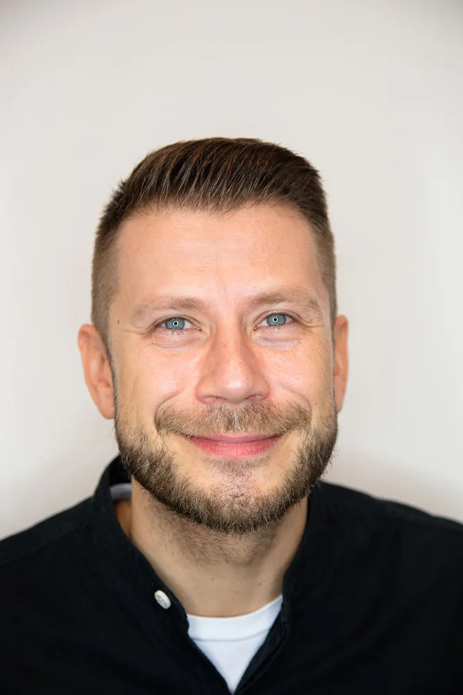 Lukas Ramolla - Haarstudio - Lukas Ramolla